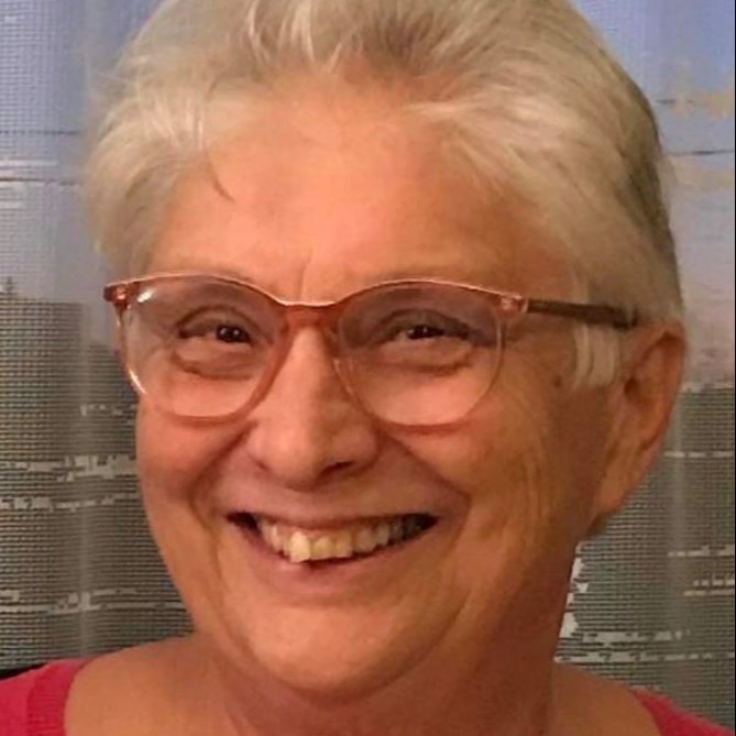 Photo de Madame Liliane DE OLIVEIRA