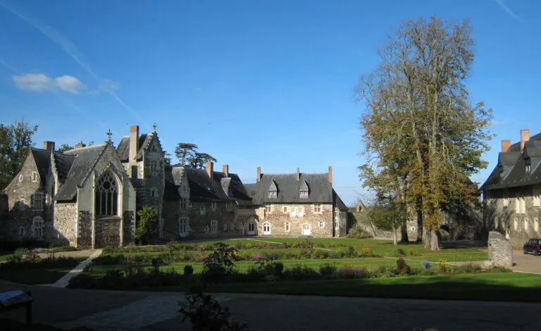 Le Plessis-Macé (49770)